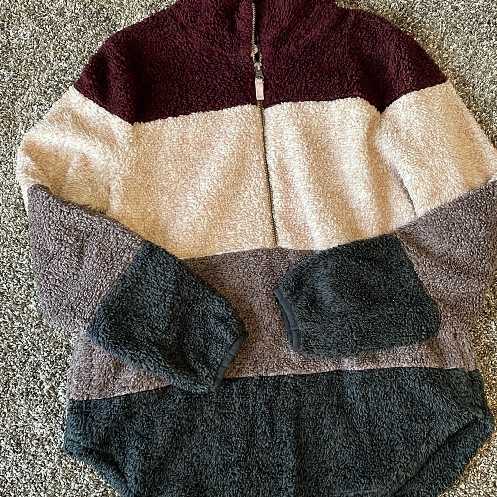 Maurices Medium Sherpa sweater
